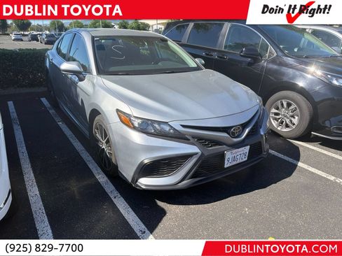 Certified 2024 Toyota Camry SE FWD image 1