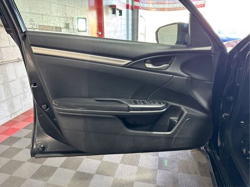 Used 2020 Honda Civic LX image 16