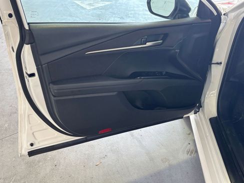 Used 2025 Toyota Camry LE image 23