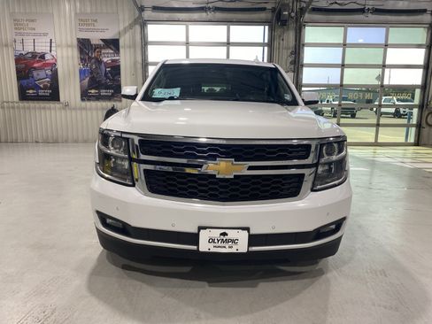 Used 2018 Chevrolet Suburban LT AWD/4WD image 2