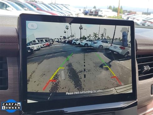 Used 2023 Ford Expedition Limited image 32