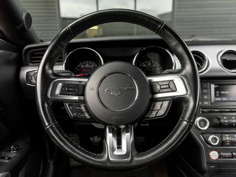 Used 2016 Ford Mustang GT RWD image 25
