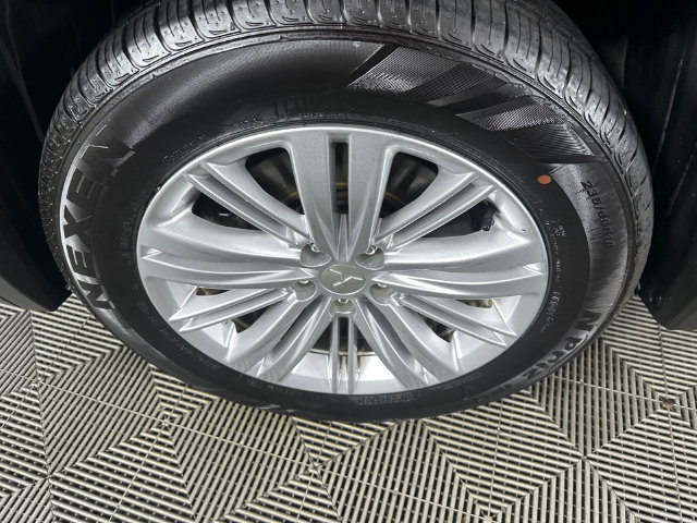 Used 2023 Mitsubishi Outlander ES AWD/4WD image 30
