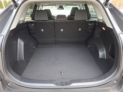 Used 2022 Toyota RAV4 XLE w/ Convenience Package image 31