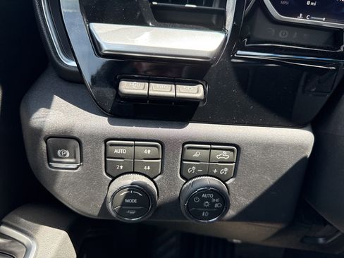 New 2026 Chevrolet Silverado 3500 LTZ w/ LTZ Plus Package AWD/4WD image 34