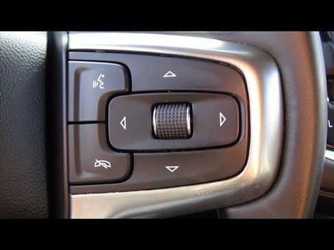 Used 2024 Chevrolet Tahoe LT w/ Luxury Package image 27