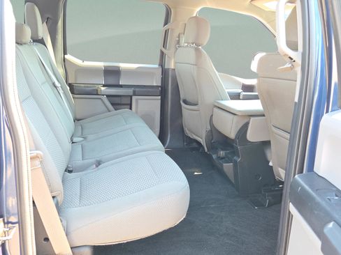 Used 2018 Ford F150 XLT image 14