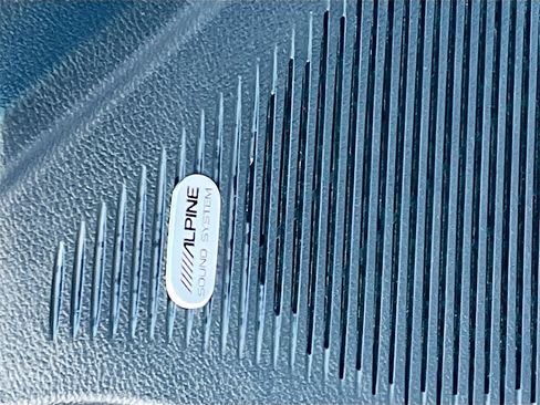 Used 2022 Dodge Challenger R/T image 19