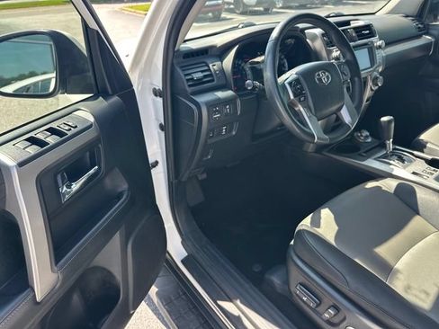 Used 2019 Toyota 4Runner SR5 Premium AWD/4WD image 12