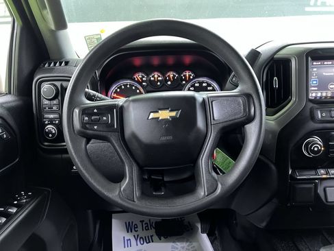 Used 2020 Chevrolet Silverado 1500 Custom w/ Custom Value Package AWD/4WD image 21