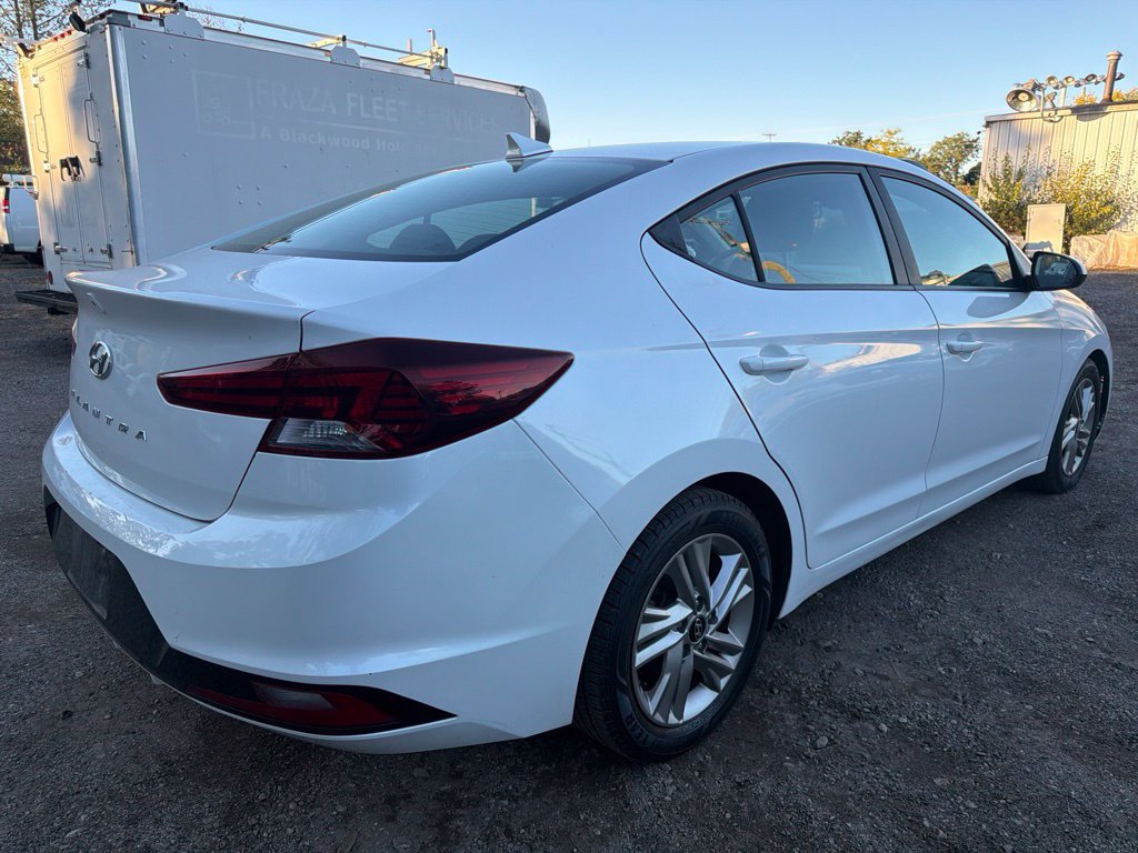Used 2019 Hyundai Elantra SEL w/ Cargo Package FWD image 5