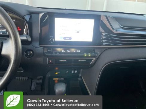 Used 2025 Toyota Camry LE image 17