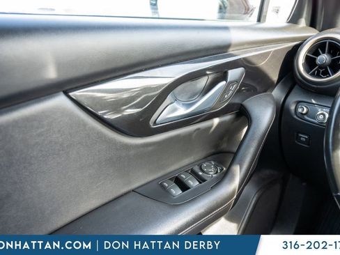 Used 2024 Chevrolet Blazer Premier AWD/4WD image 17