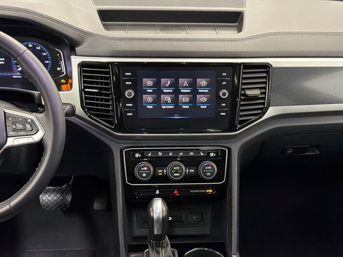 Used 2021 Volkswagen Atlas Cross Sport SEL image 20