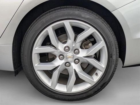 Used 2016 Chevrolet Impala LTZ image 16