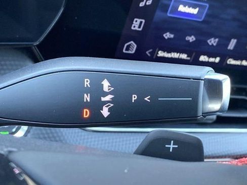 New 2026 Chevrolet Equinox RS w/ Convenience Package III FWD image 18