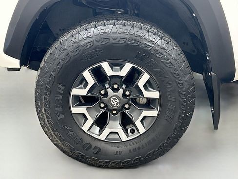 Used 2023 Toyota Tacoma TRD Off-Road AWD/4WD image 26