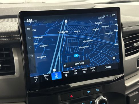 Used 2023 Ford Expedition XLT image 29