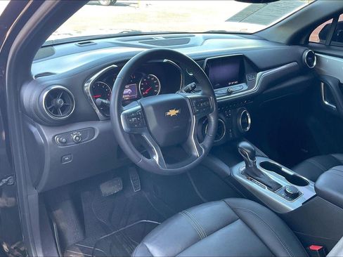 Used 2021 Chevrolet Blazer LT w/ Sound & Technology Package FWD image 14