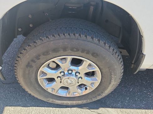 Used 2024 RAM 2500 Laramie image 17