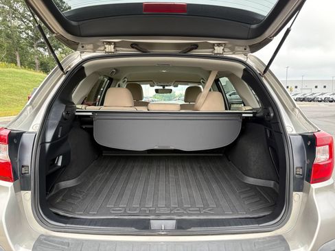 Used 2019 Subaru Outback 2.5i Premium AWD/4WD image 12