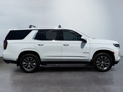 Used 2022 Chevrolet Tahoe LT w/ LT Signature Package AWD/4WD image 2