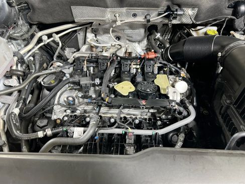 Used 2024 Volkswagen Atlas SEL image 30