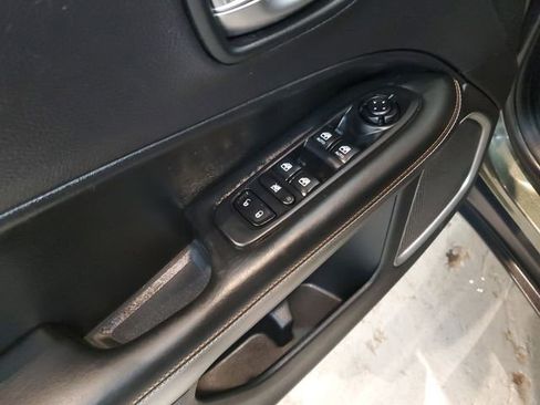 Used 2018 Jeep Compass Latitude w/ Popular Equipment Group image 12