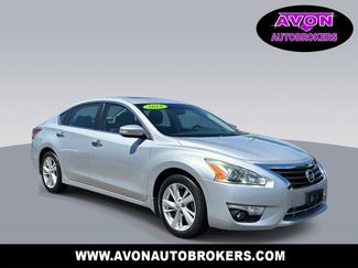 Used 2014 Nissan Altima 2.5 SV w/ Convenience Package FWD video 1