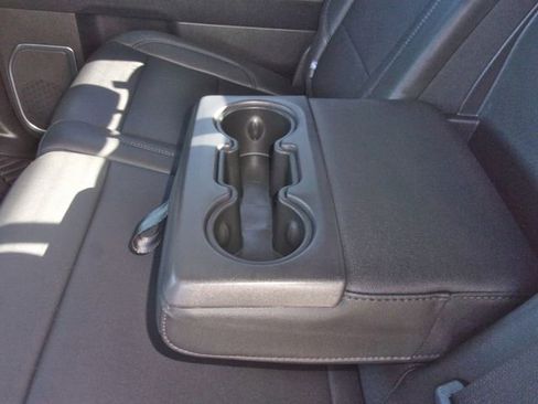 Used 2024 Chevrolet Silverado 1500 LT Trail Boss w/ LT Trail Boss Premium Package AWD/4WD image 28