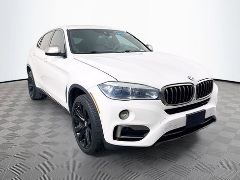 Used 2019 BMW X6 sDrive35i w/ Executive Package image 3