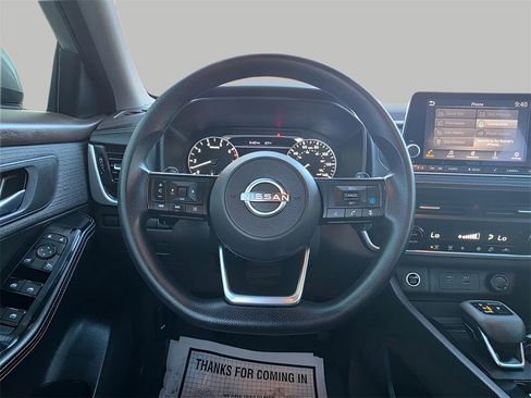 Used 2023 Nissan Rogue SV image 19