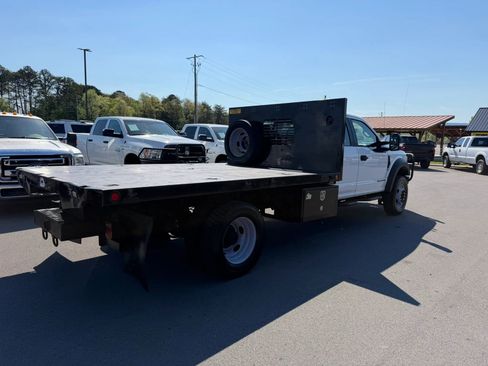 Used 2018 Ford F550 4x4 SuperCab Super Duty image 4
