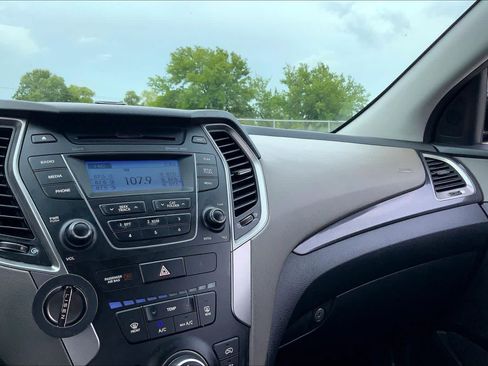 Used 2016 Hyundai Santa Fe Sport AWD/4WD image 34