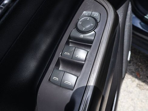 Used 2020 GMC Acadia SLT w/ Driver Alert Package II FWD image 30