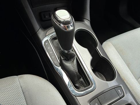 Used 2019 Chevrolet Cruze LS w/ LS Convenience Package FWD image 23