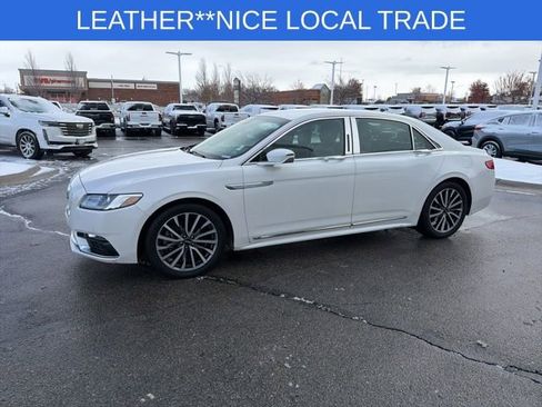 Used 2018 Lincoln Continental Select image 6