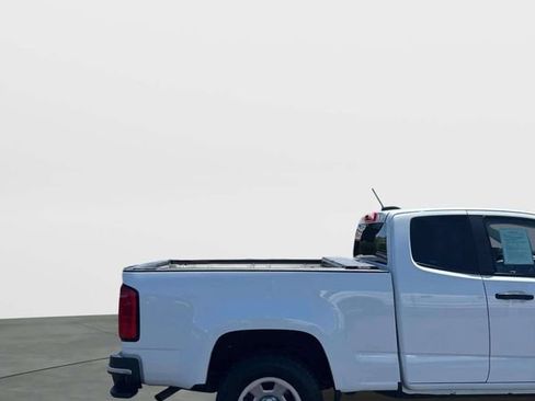 Used 2021 Chevrolet Colorado W/T w/ WT Convenience Package RWD image 26