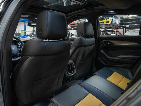 Used 2019 Cadillac CTS V w/ Luxury Package image 28