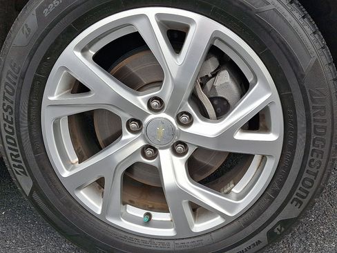 Certified 2020 Chevrolet Equinox LT image 8