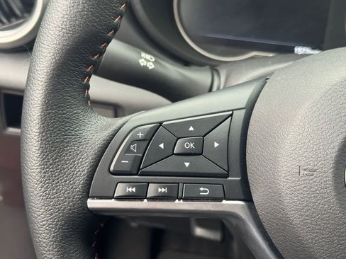 Certified 2025 Nissan Versa SR w/ Trunk Package image 19