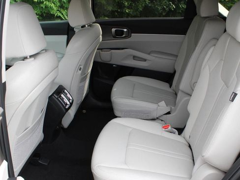 New 2026 Kia Sorento X-Line EX AWD/4WD image 19