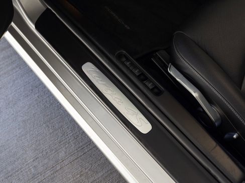 Used 2010 Porsche 911 Targa 4S image 58