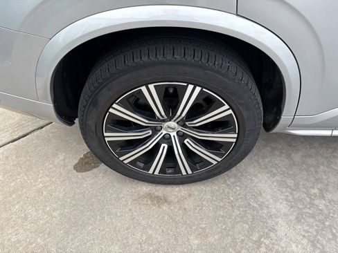Used 2023 Volvo XC90 B5 Core w/ Protection Package Premier AWD/4WD image 13