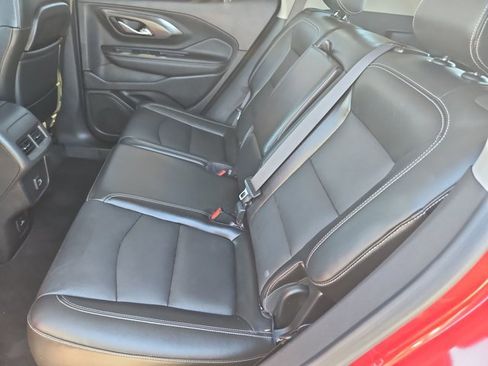 Used 2022 GMC Terrain SLT image 18