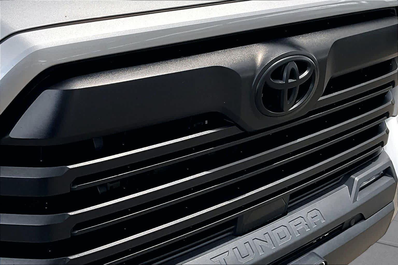 Used 2023 Toyota Tundra SR5 AWD/4WD image 29