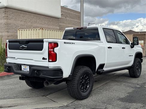 New 2026 Chevrolet Silverado 2500 ZR2 w/ ZR2 Bison Edition image 5