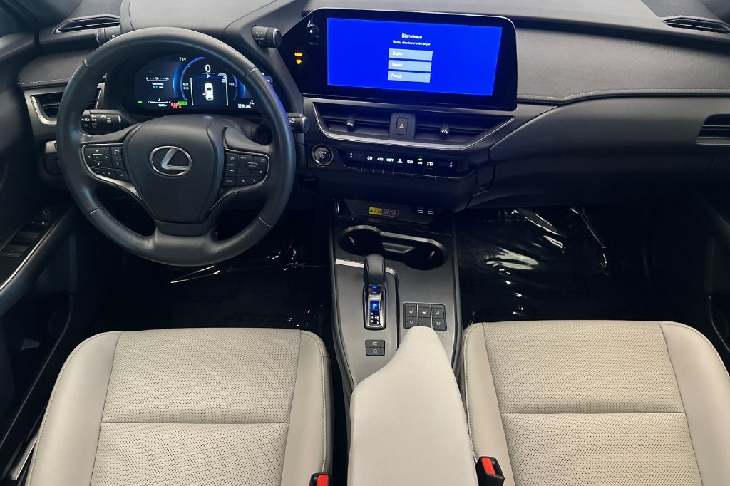 Certified 2025 Lexus UX 300h FWD w/ Accessory Package (Z2) image 13
