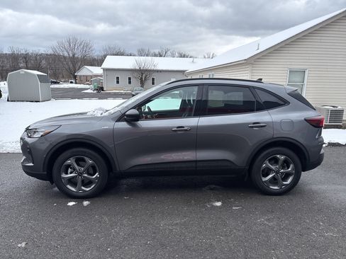 Used 2025 Ford Escape ST-Line image 7