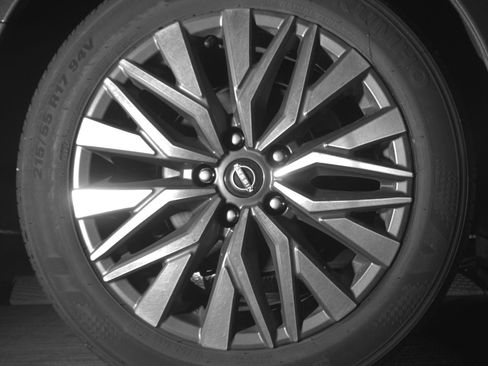 Used 2025 Nissan Altima 2.5 SV FWD image 15